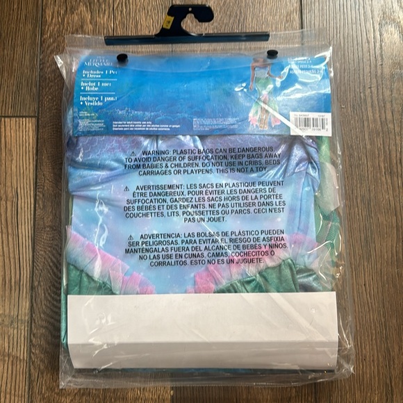 NWT! Disney The Little Mermaid Ariel Costume - Adult Size Small 2-4 - Picture 3 of 4